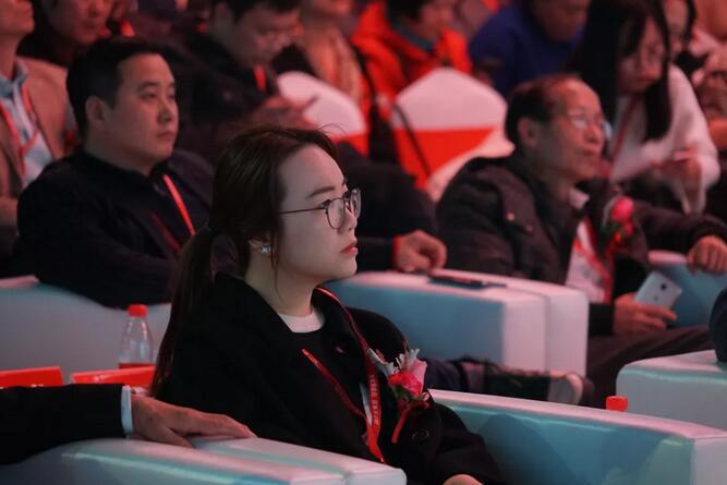 大角鹿大理石瓷砖4